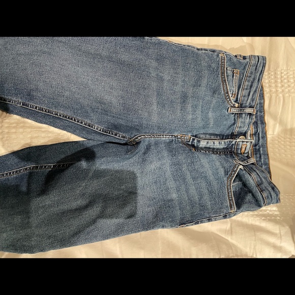 Super cute Topshop high waisted skinnies with delicate embroidery on ankles - Picture 3 of 5